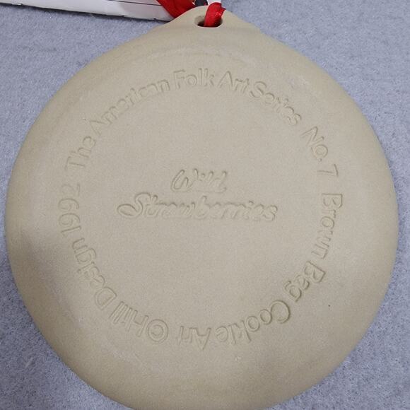 Brown Bag WILD STRAWBERRIES The Artesian Folk Art Series No 7 Cookie Art 1992 - Picture 2 of 6